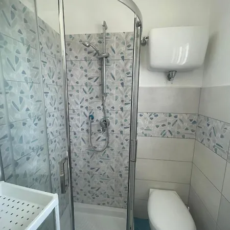 Agenzia Isotur Ginestra * Ponza